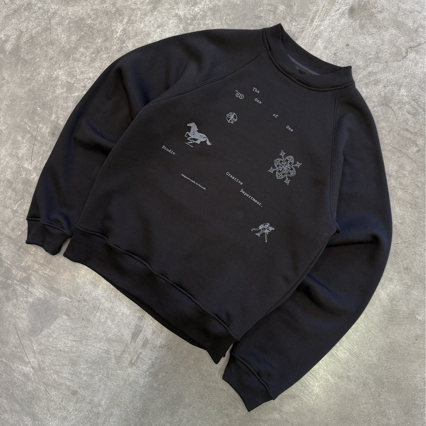 Type 01 - Sweatshirt - Black
