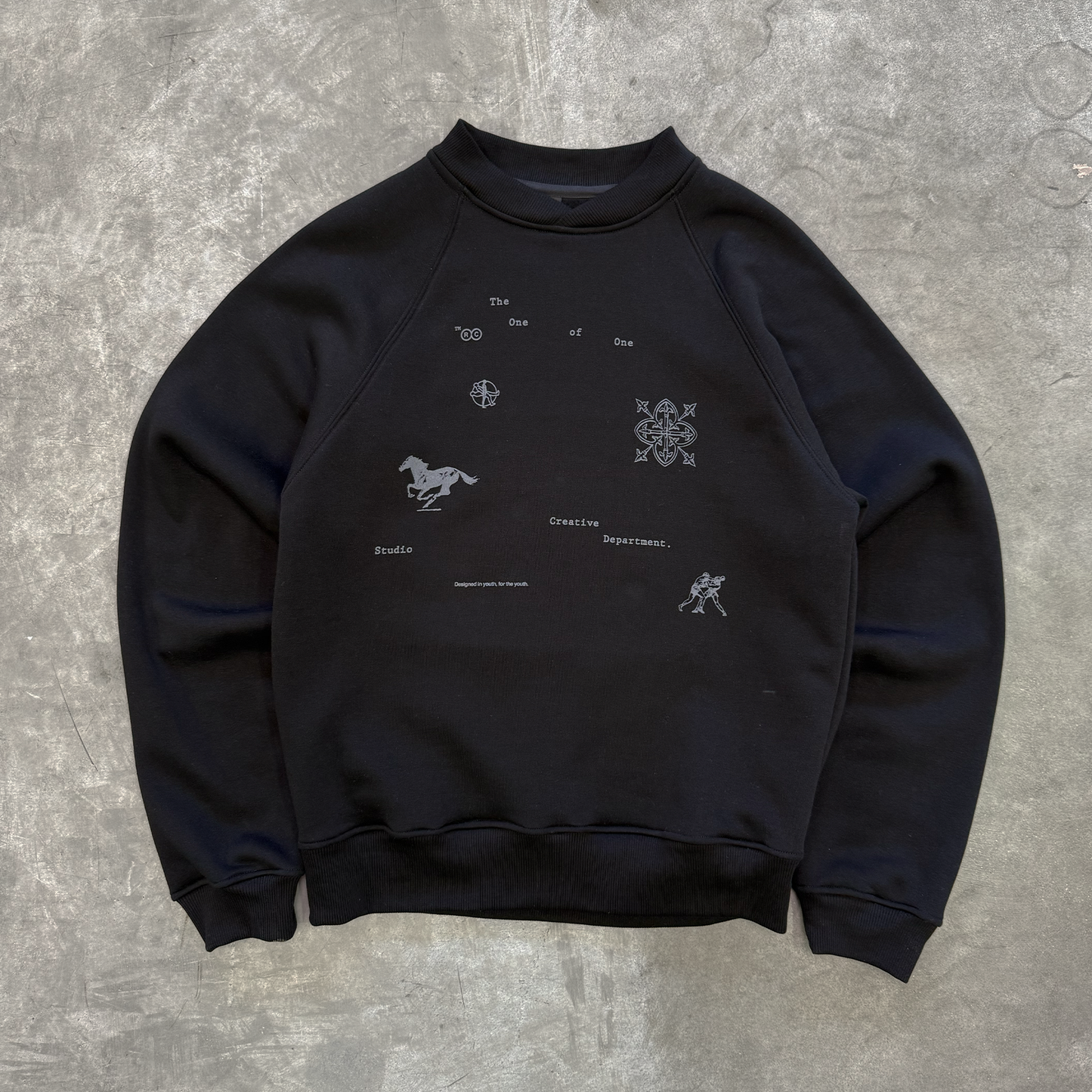 Type 01 - Sweatshirt - Black