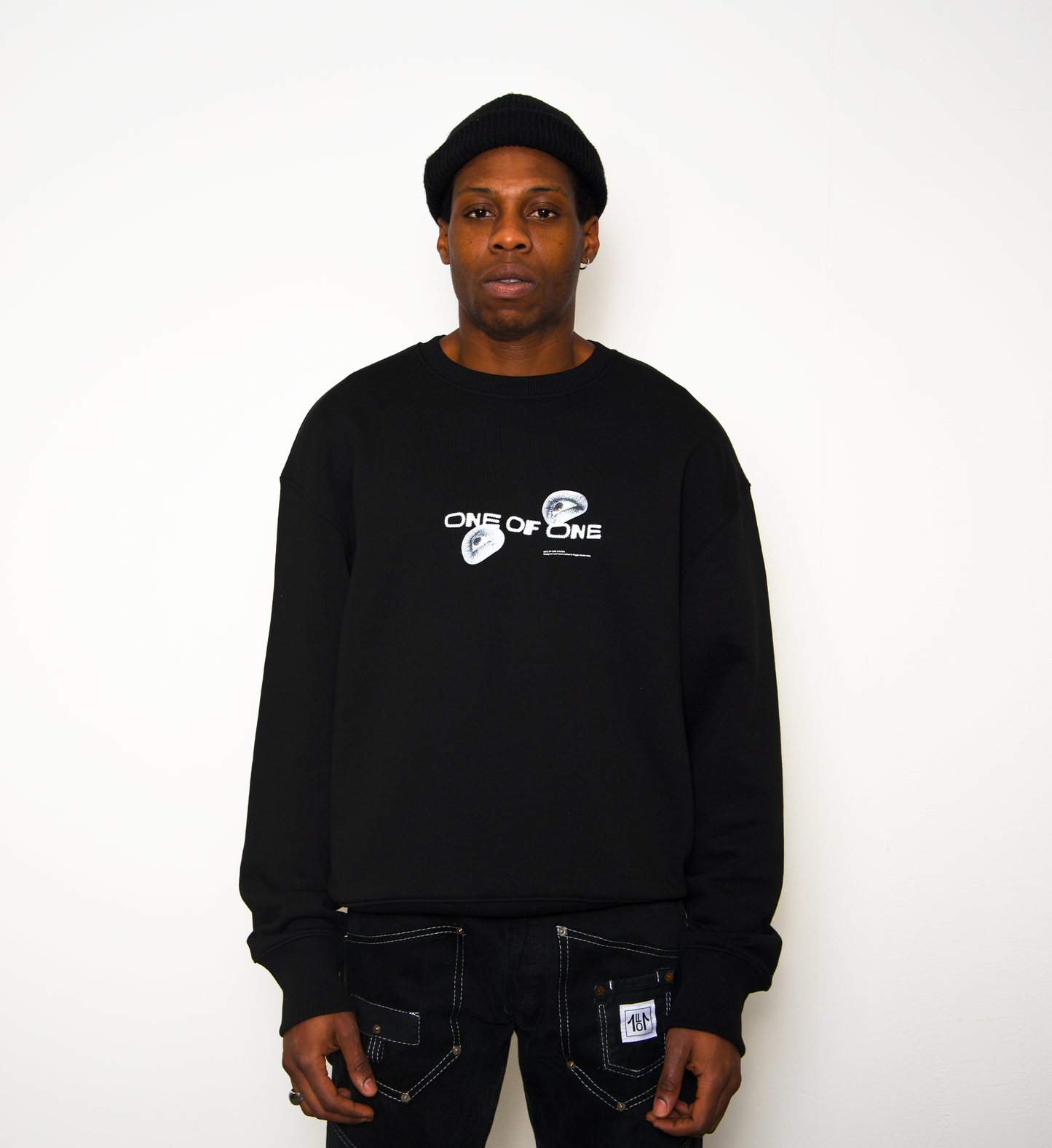 CREWNECK EYE LOADING - DEEP BLACK