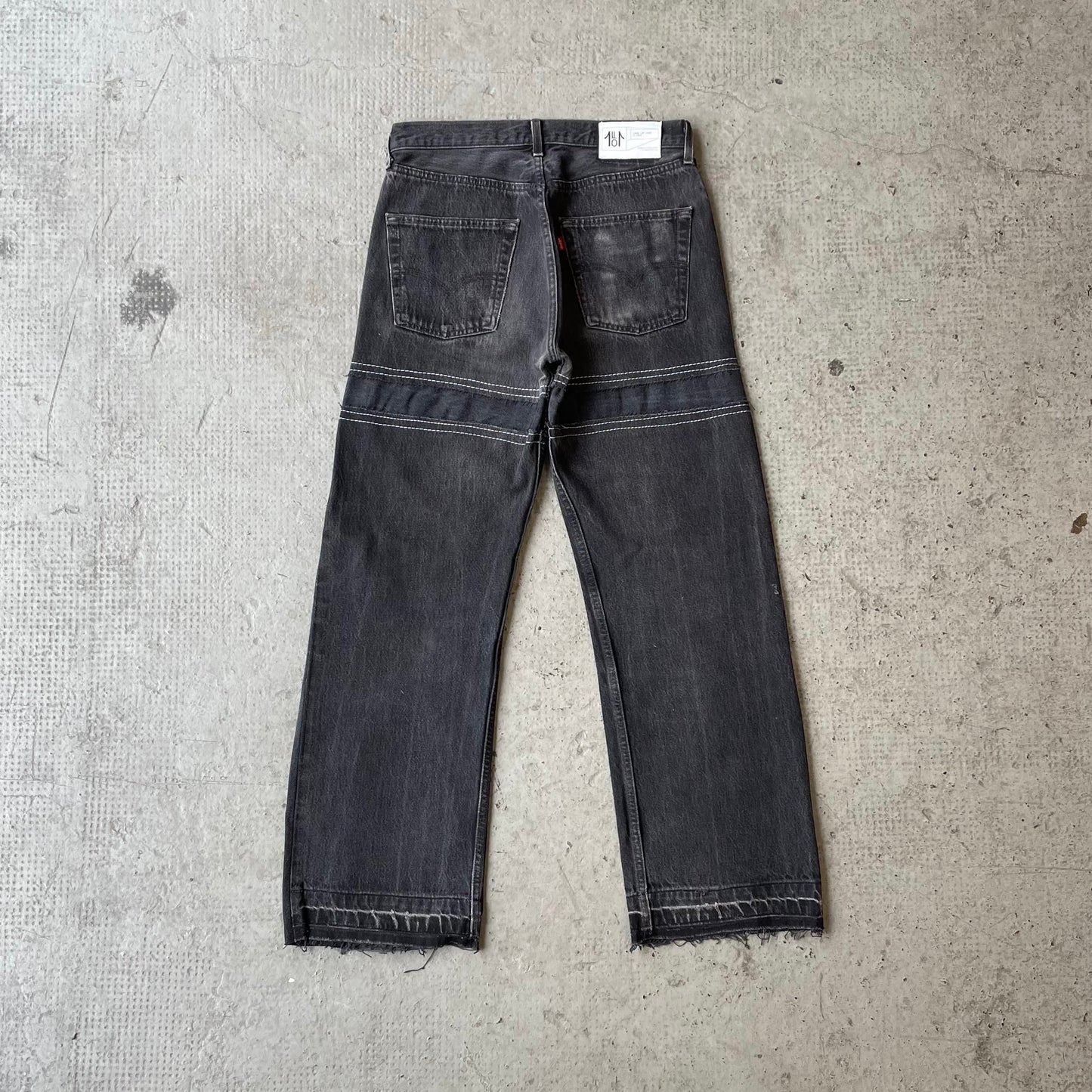 501 LEVI'S EXAGGERATED  DARK GREY