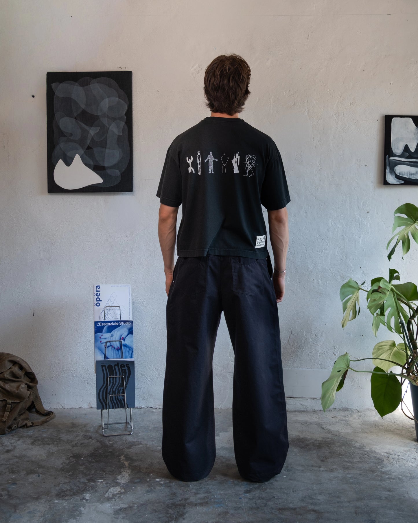 EVOLUTION  TEE
