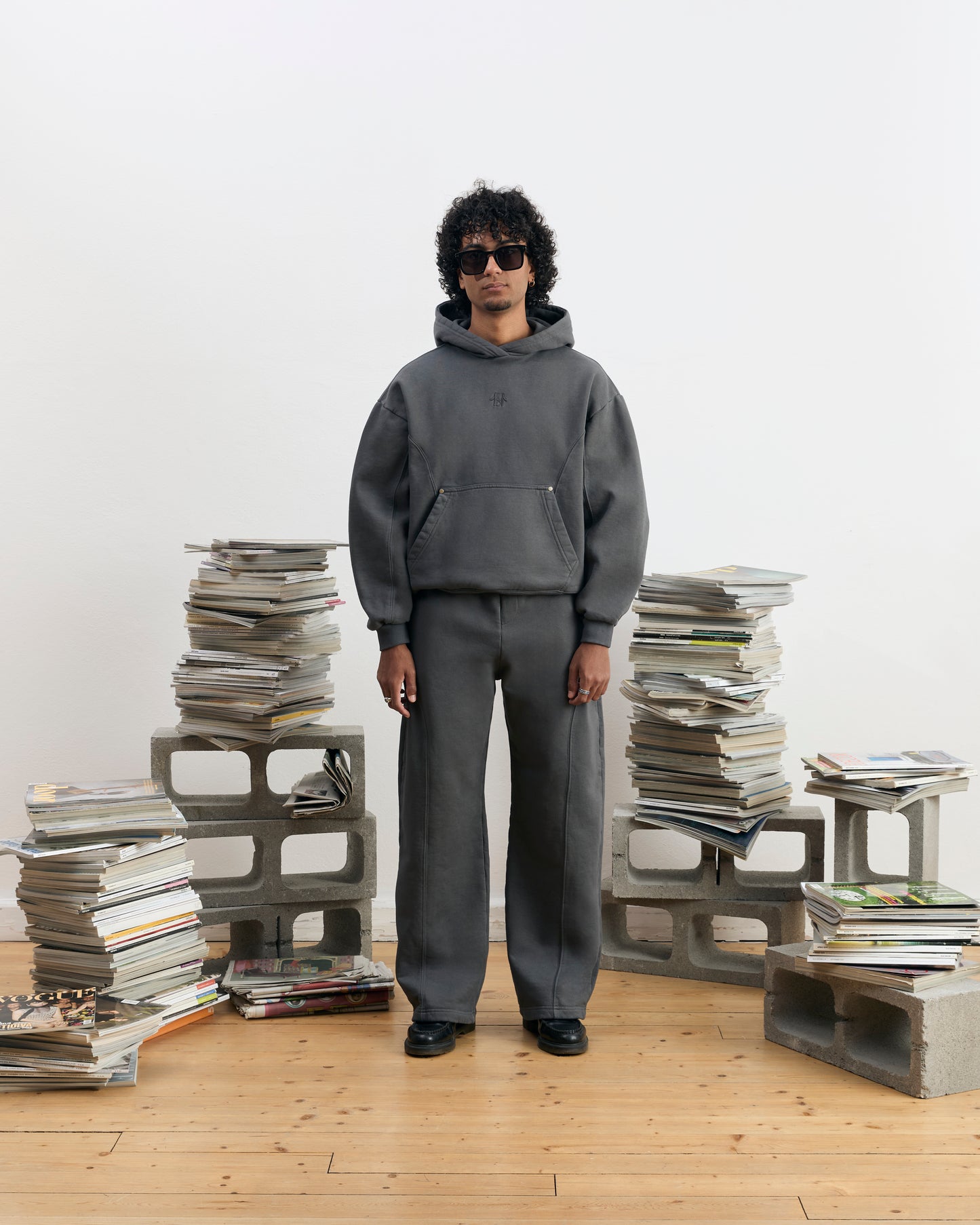 Hoodie Type 1 - Iron