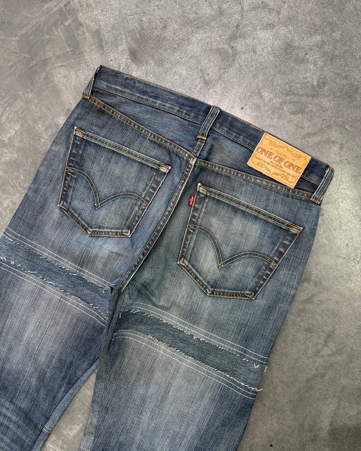 LEVI'S  - EXAGGERATED - W34