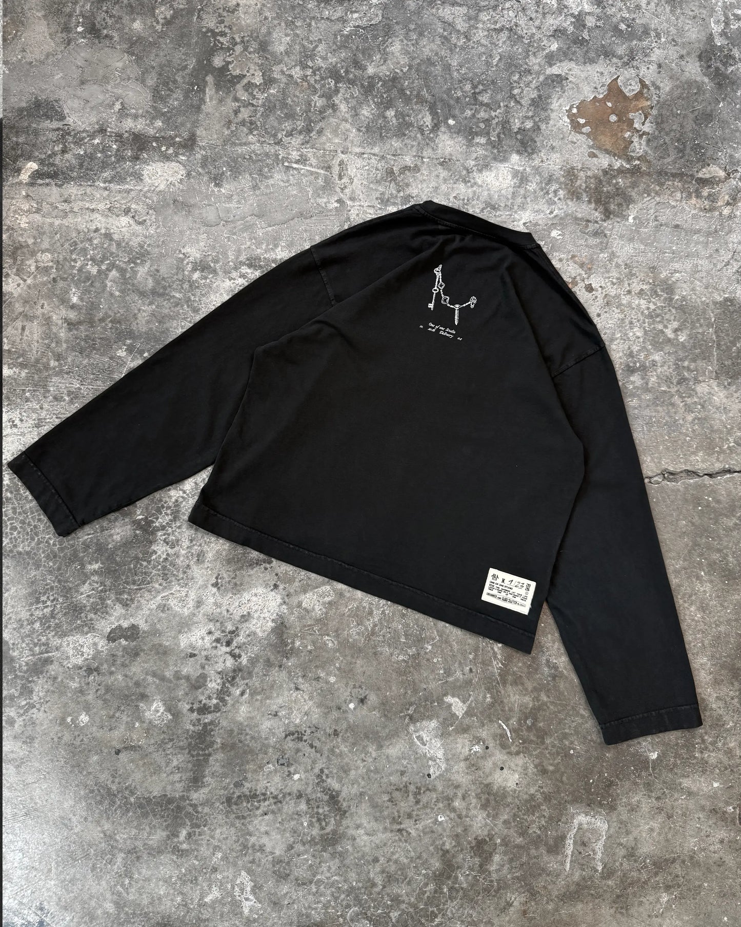 KEYS LONGSLEEVE
