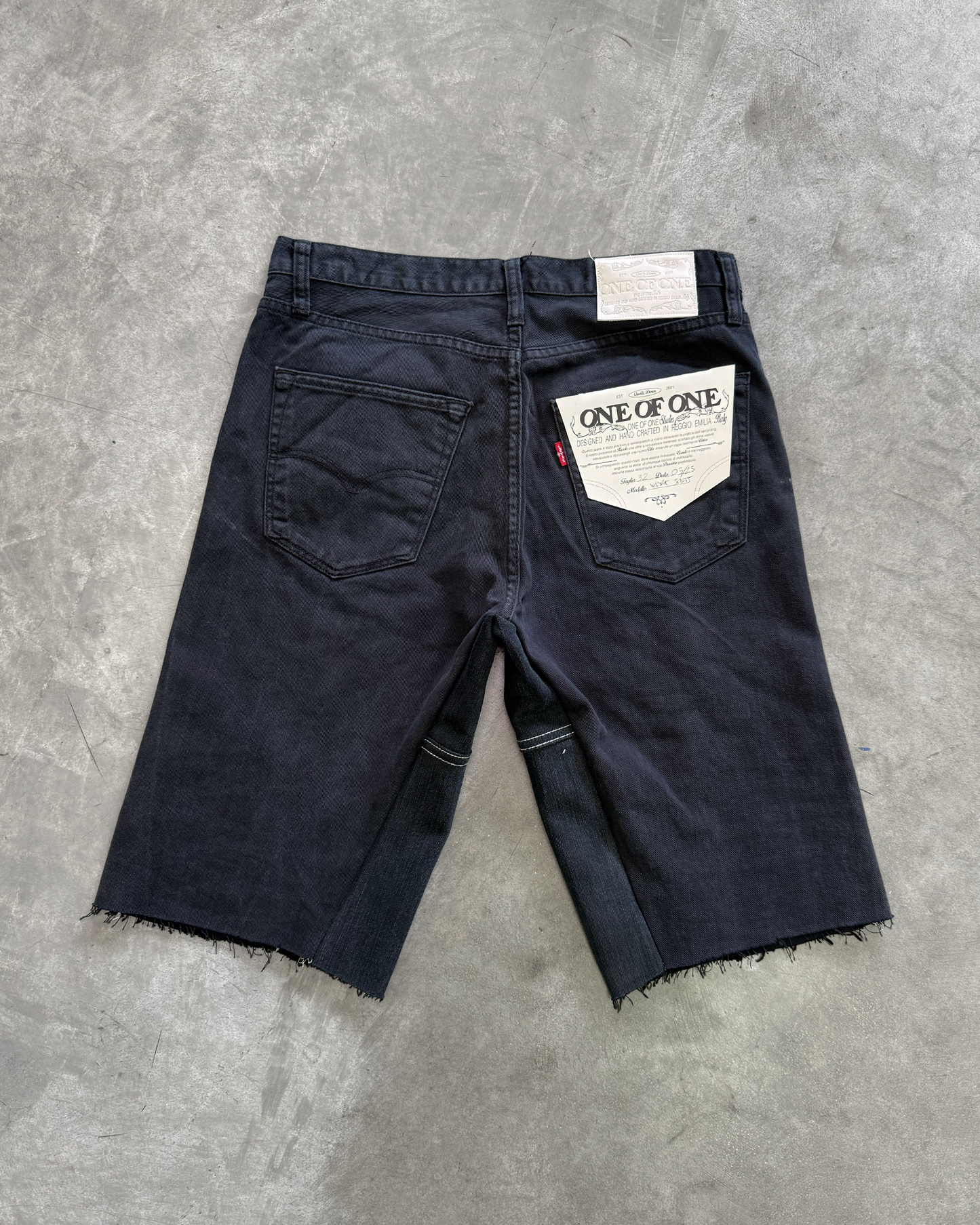LEVI'S 501 - VINTAGE BLACK - W32