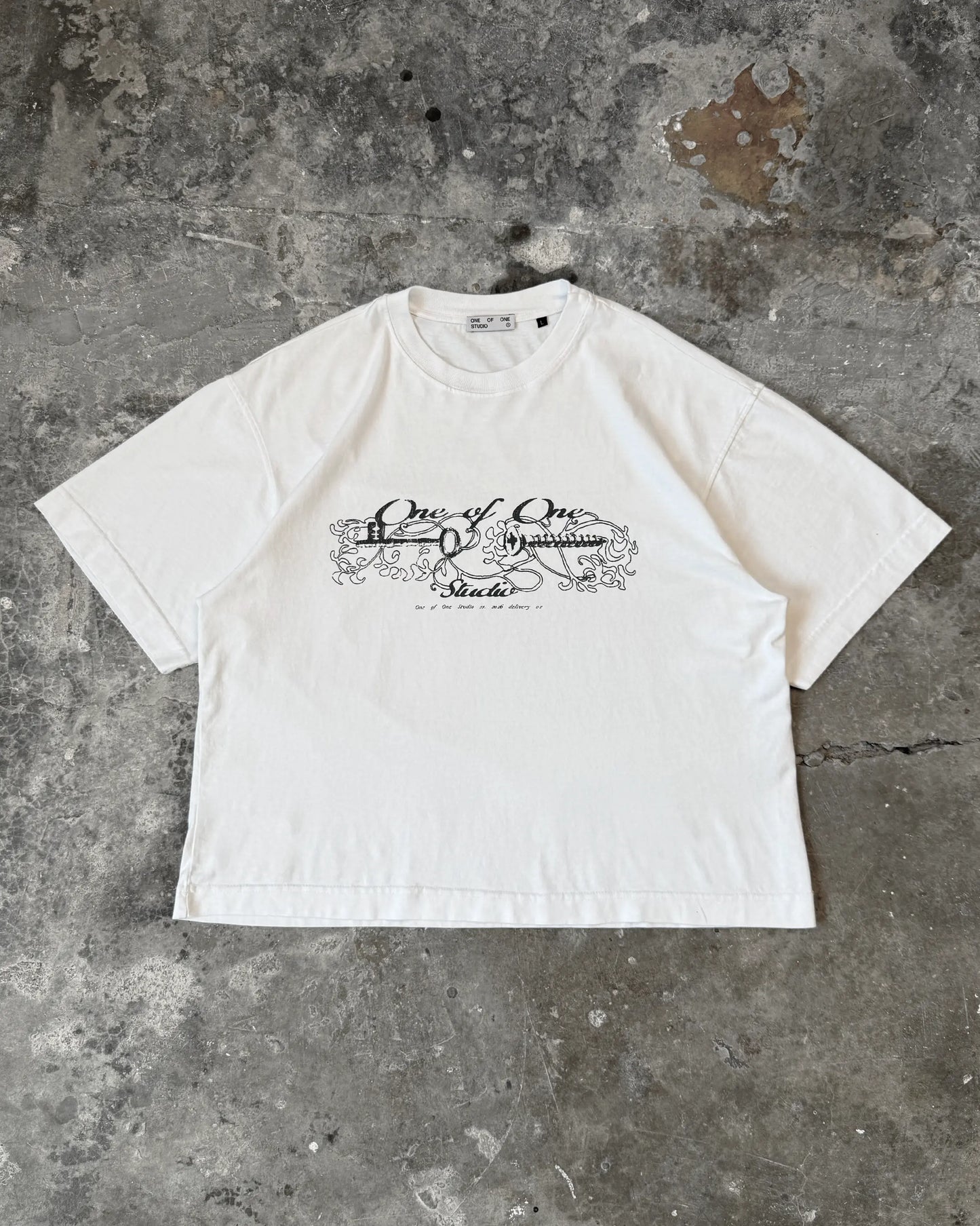 KEYS TEE