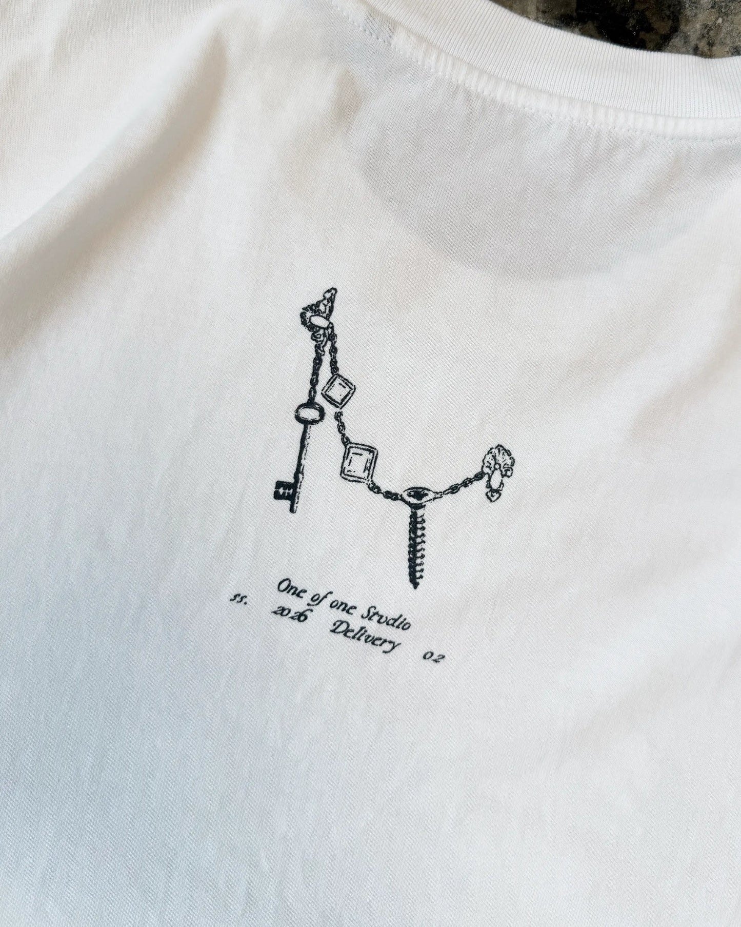 KEYS TEE