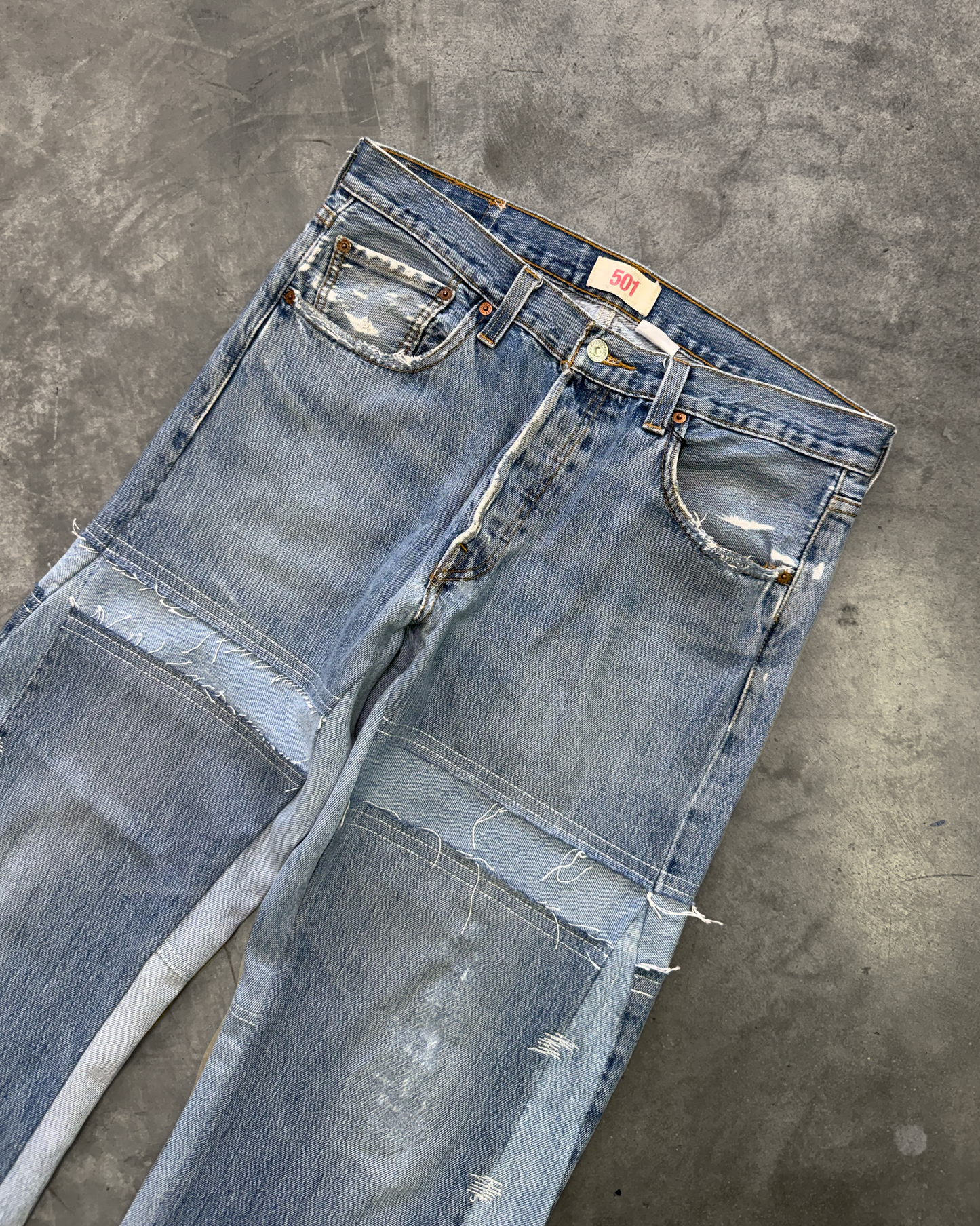 LEVI'S  - EXAGGERATED - W33