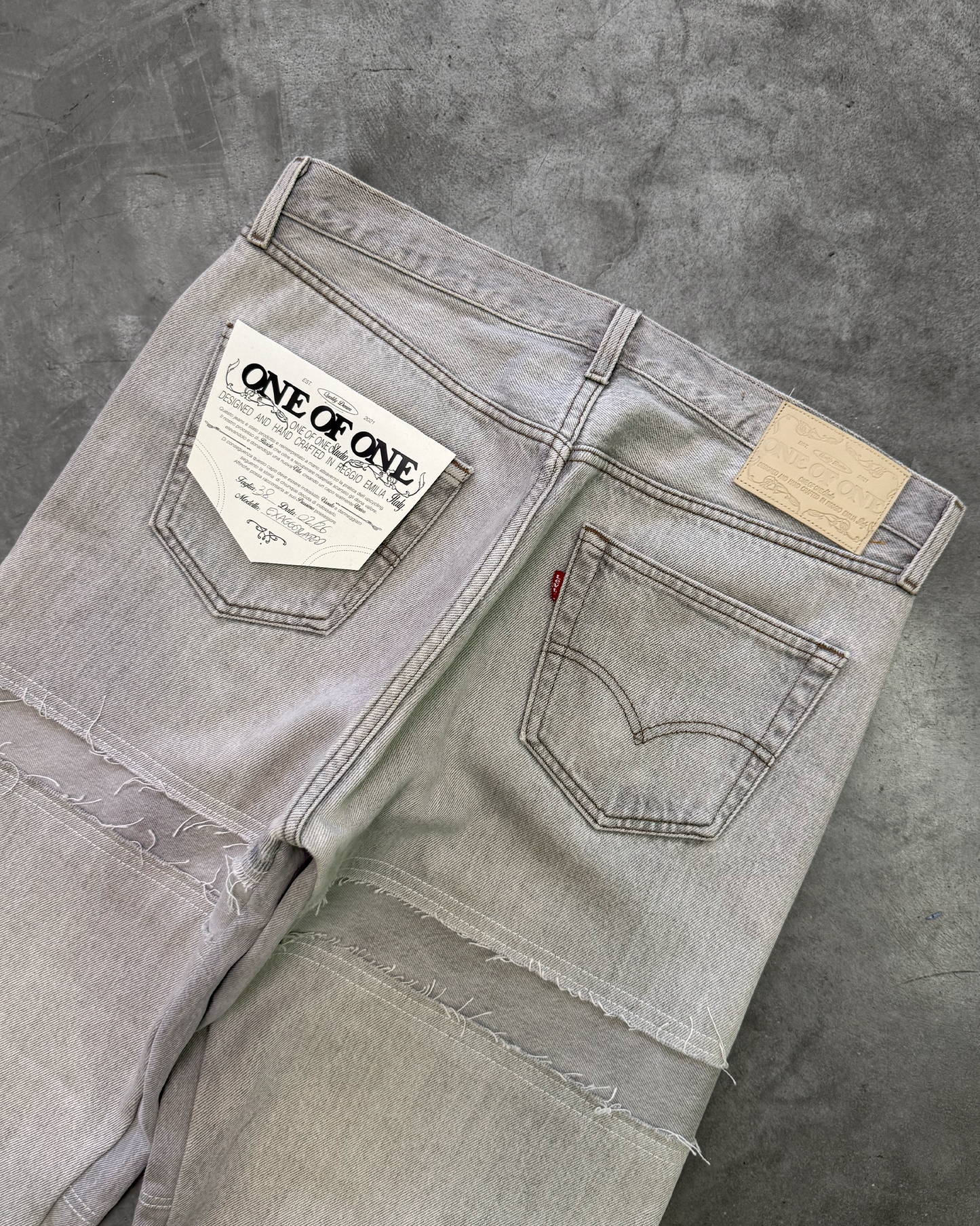 LEVI'S  - EXAGGERATED - W36