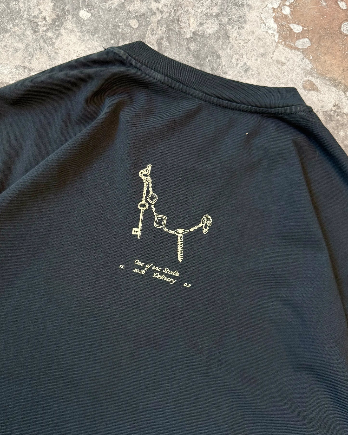 KEYS LONGSLEEVE