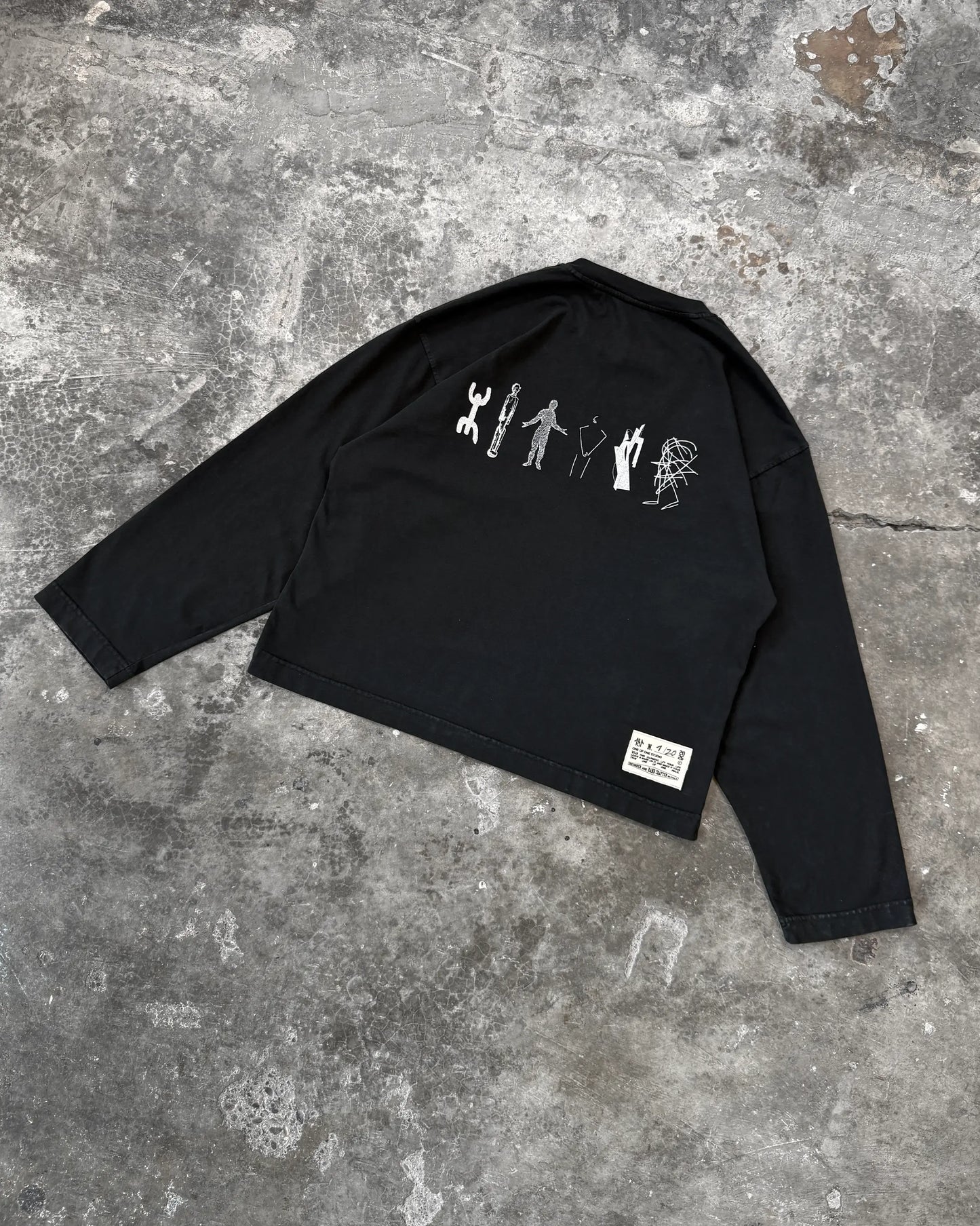 EVOLUTION  LONGSLEEVE