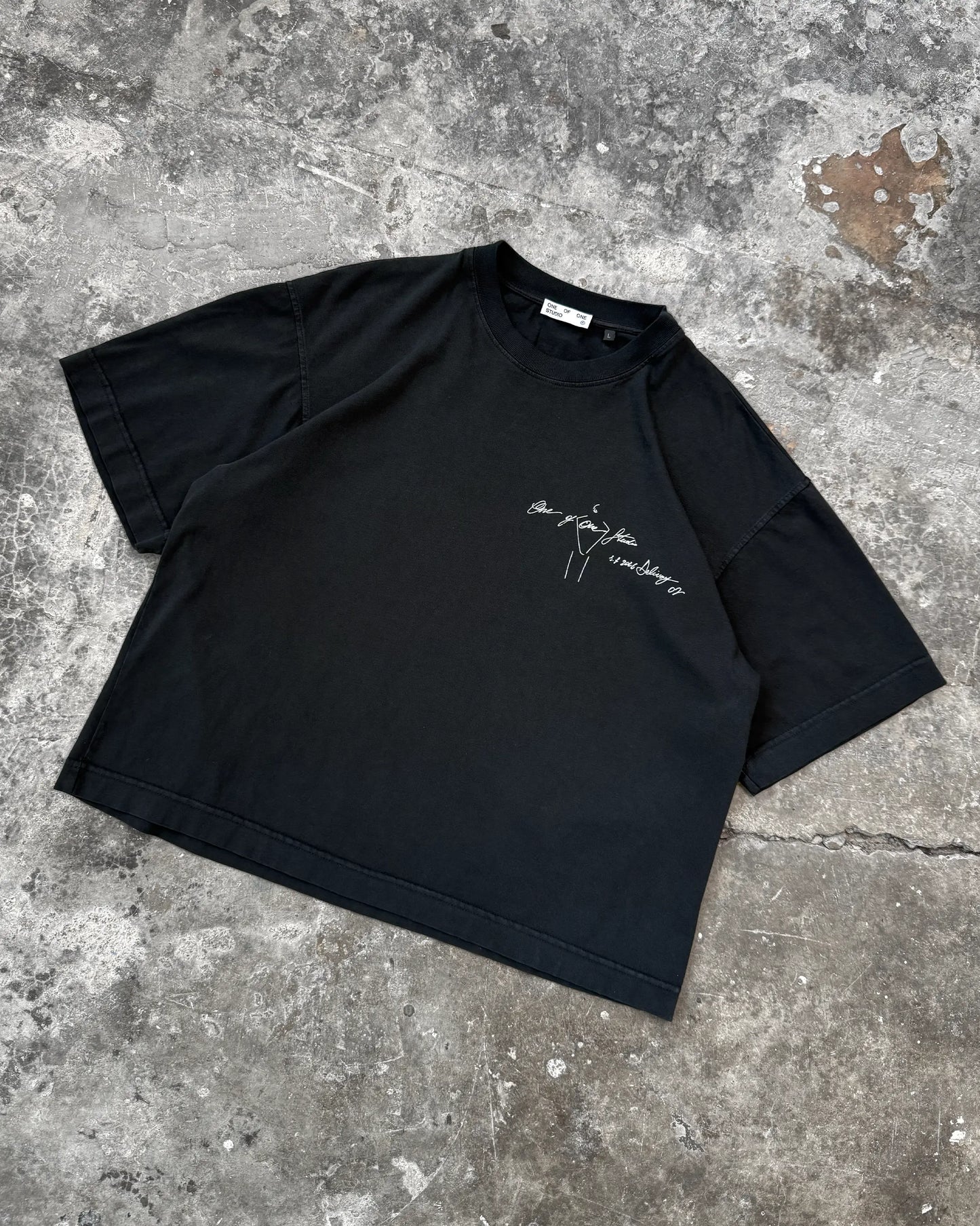 EVOLUTION  TEE