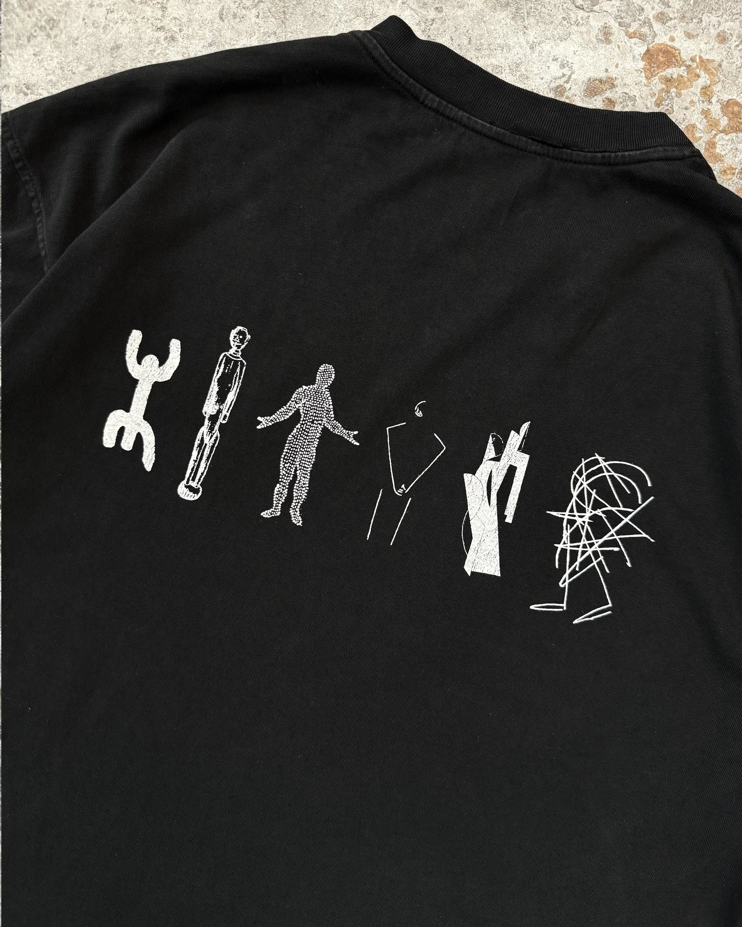 EVOLUTION  TEE