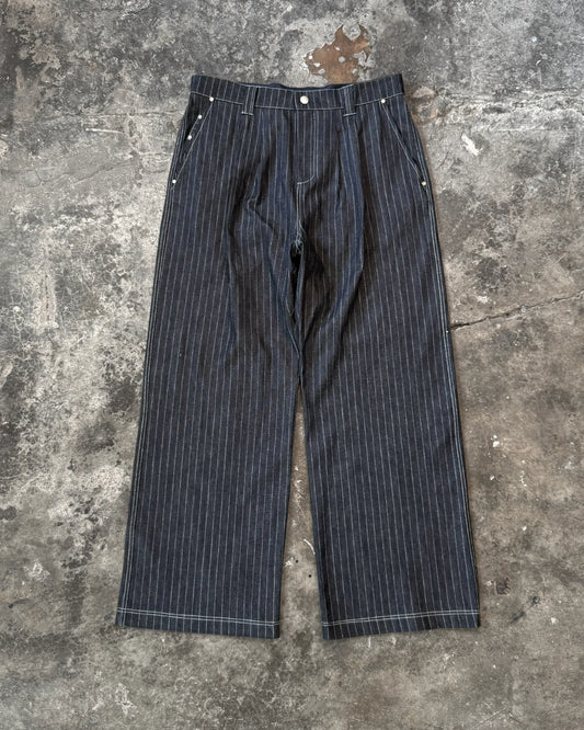 PLEATED PANTS PIN STRIPE
